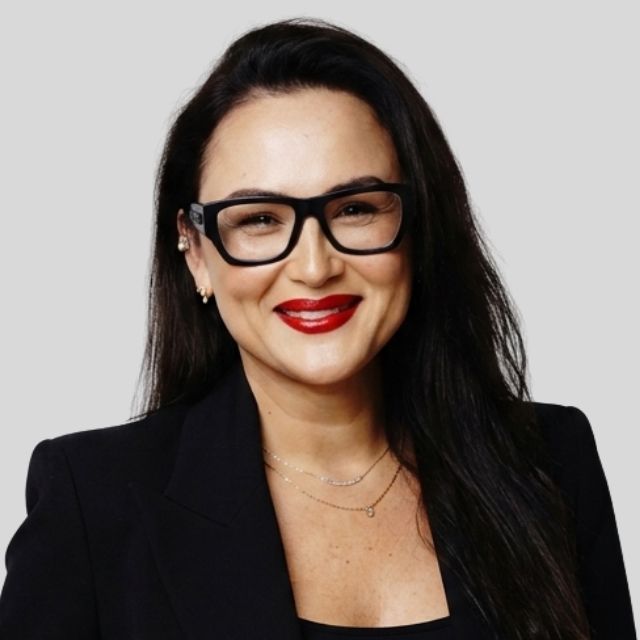Khatijah Fernandes speaking at Retail Supply Chain & Fulfilment Summit